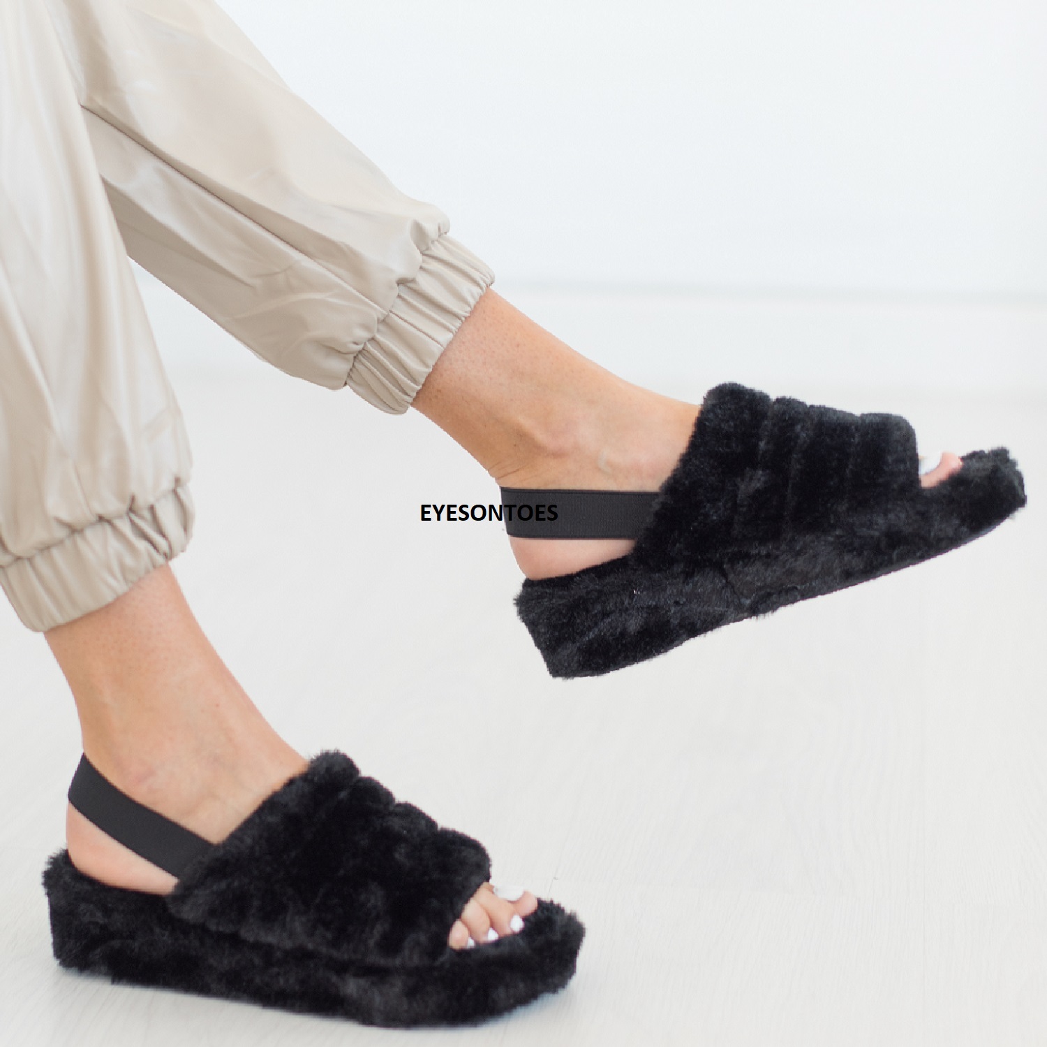 womens fluffy sliders